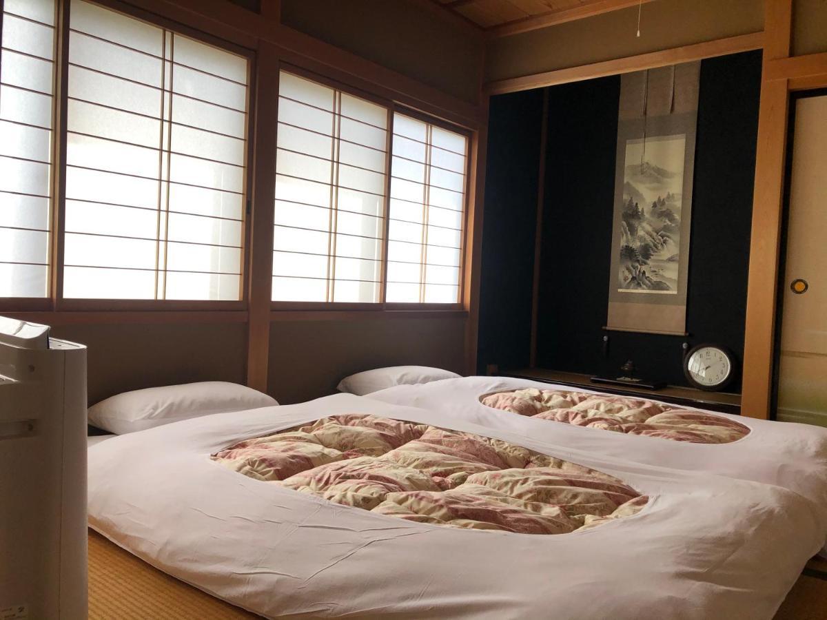 民宿 和屋 Takayama  Extérieur photo